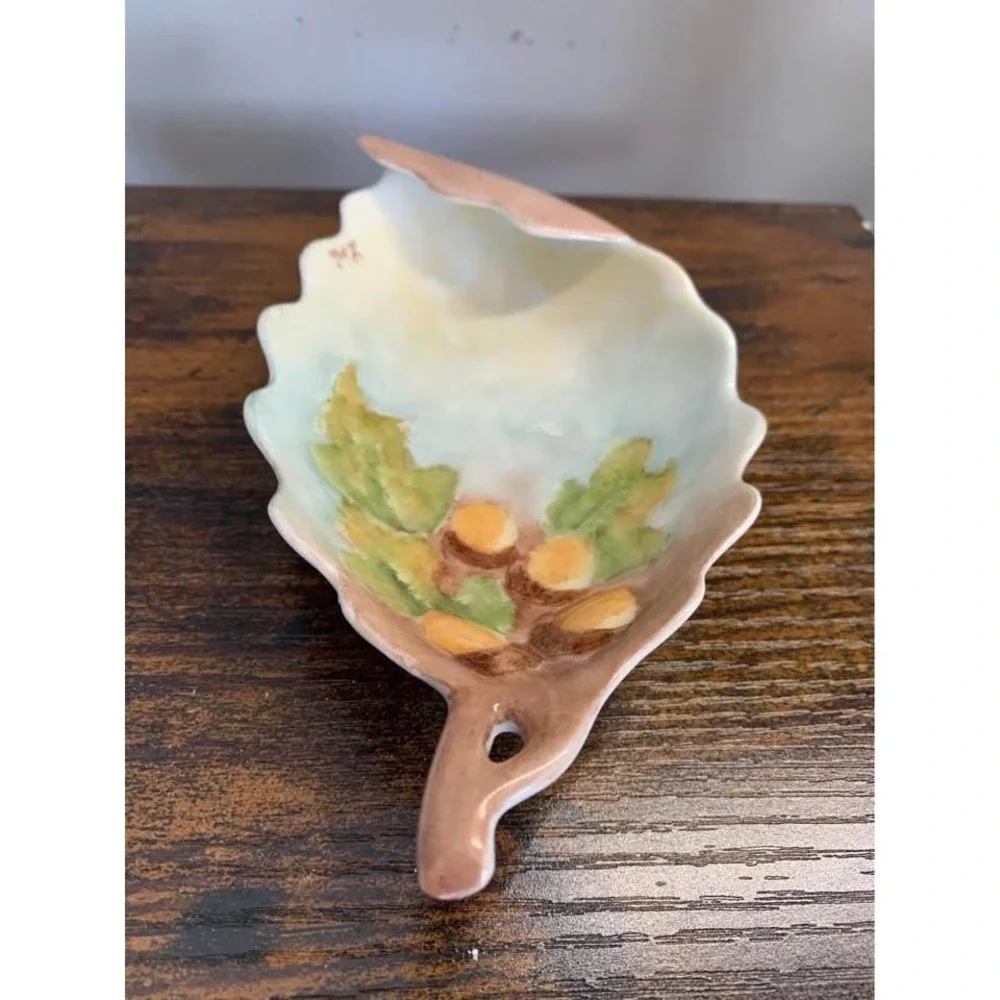 Vintage Hand Painted Ceramic Oak Leaf Trinket Dish Acorn Nut Bowl Decor Vintage